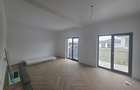 Apartament 4 camere dispus pe 2 niveluri - 1