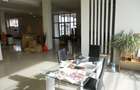 Showroom mobila-prod.+birouri  500 -1500 mp , Gh. Doja , pret 3.6 euro/ mp - 3