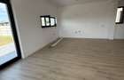 Casă 4 camere de închiriat | spațiu versatil, nemobilat, curte proprie - 5