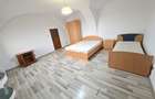 Inchiriez garsoniera la casa in centrul Brasovului, disponibila imediat - 2