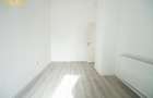 2 camere l Curte interioara l Str.Lombului l Parcare - 3