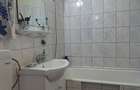 Vand apartament 2 camere , semidecomandat , zona Vasile Aaron - 10