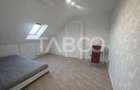 Apartament 3 camere de vanzare decomandat 72 mp zona Strand Sibiu - 5