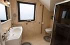 Casa individuala 6 camere pivnita 200mp curte zona Selimbar - 9