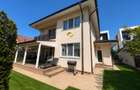 Vila 5 Camere - 500mp teren - Mobilata si Utilata Premium - Otopeni Central - 3