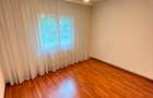 3 camere la ETAJUL 1, centrala,. Mioritei - 1