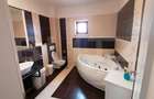 Casa de inchiriat,8 camere +, nemobilata, Gruia - 15