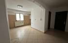 Vanzare 3 Camere Burebista - Alba Iulia, Bloc Monolit, Centrală Proprie - 1