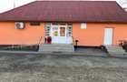 Casa de inchiriat in centru Padureni - 1