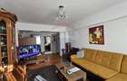 Apartament cu 3 camere decomandat de vânzare Burdujeni, Suceava - 3