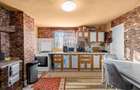 Casă cu 5 camere in Barzava - 9