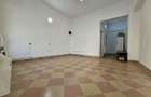 Spatiu comercial/birou de inchiriat – Micro 4, zona cu trafic pietonal intens - 3