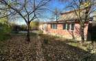 Vanzare teren 700mp cu casa batraneasca Tamasi , Bacau - 1