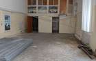 Cladire spatiu , restaurant , birouri - 8