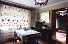 Apartament in vila, singur pe etaj, 2/2, spatios, terasa, 4 camere - 2