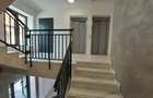 Apartament 3 camere nou lux/ 13 Septembrie /parcare inclusa/Comision 0 - 9