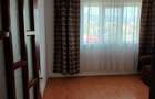 Apartament 50mp decomandat situat aproape de centrul comunei - 3