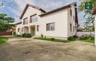 Casă tip Duplex cu 8 camere și 1080 mp teren  - Zona Bujac - Arad - 1