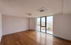 Penthouse langa plaja cu vedere la mare si terasa imensa - 11
