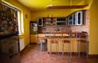 Vilă in Andrei Mureșanu,  6 camere, teren 600 mp - 6