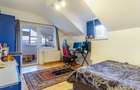 Casa individuala cu 3 apartamente, comision 0%, Intre Lacuri