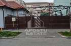 Casa individuala de vanzare, cu 4 camere si 2 garaje, zona Lipovei - 5