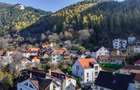 La poalele Tâmpei — vilă contemporană în Schei - 2