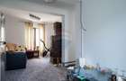 Vanzare vila si spațiu comercial, gradina si garaj-zona Corbii Mari - 6