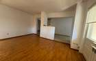 Oferim 3 camere nemobilate et 1