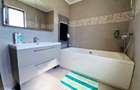 CASA P +E , 5 camere -Cosoveni - 15