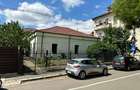 Proprietar, Inchiriez casa 5 camere ultracentral, 215 mp constriti, teren 330 mp - 9