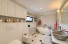 Vilă de Lux P+1+M | 3 dormitoare și 2 livinguri | Finisaje Premium | Ploiești  - 1