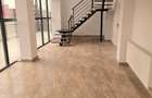 hala si showroom de inchiriat .hala de 600m si showroom 2 etaje de 100 m  - 3