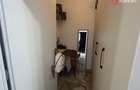 Apartament cu 3 camere si 2 bai, etaj 2 in Giroc - 9