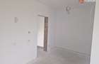 Casa cu 5 camere, 617 mp teren, Mosnita Veche - 8
