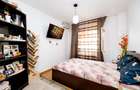 Apartament 5 camere, decomandat, centrala, etaj 2 - Miorita - 3