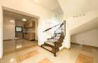 Inchirere Casa individuala | 5 camere | 5 bai | 3 dressing-uri | Trei Stejari - 10
