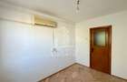 Apartament cu 3 camere si boxa, centrala proprie, Dacia