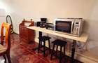 Casa cu 3 apartamente, P-ta Unirii , Str. Primariei - 10