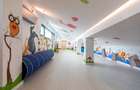 Vila, design ambitios, spatii luminoase in conexiune cu natura - 43