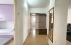 4 camere/2 bai/Etaj intermediar/Cartier Plopilor - 5