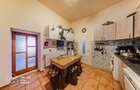 Casa foarte spatioasa cu gradina si gospodarie, Santana - 8