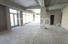 Spatiu comercial 84 mp cu vitrina si 4 locuri de parcare de inchiriat - 2