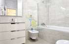 Apartament deosebit, curte 60 mp, terasa 15 mp, loc de parcare, Laguna Residence - 9