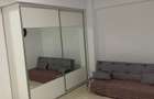 Inchiriem studio in Micro 17 , etaj 2 bloc ROKA, parcare privata, - 5