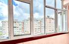 SE VINDE apartament 3 camere, decomandat, ultracentral, in Falticeni, jud.SV - 8