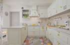 Traieste pe malul Marii Negre | Vila stil duplex in Santa Maria Bay - 8