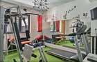 Vilă de arhitectură cu piscină, garaje și teren de 800 mp - 14