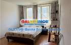Vanzare apart de 2 camere ,decomandat  etaj 3, ZONA OZANA - 4