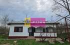 GIURGIU - COM. BUCSANI (SAT OBEDENI) CASA 2 CAM DE VANZARE - 1
